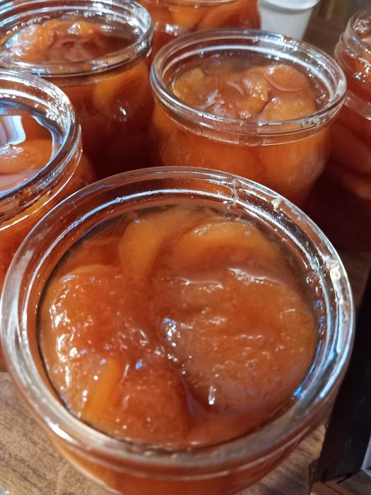 Варення з персиків дольками