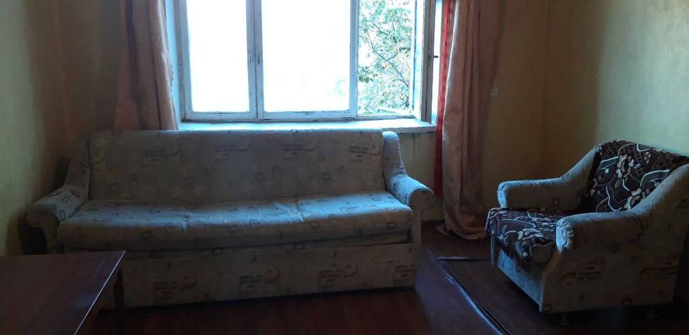 Продам свою 1-к гостинку Одесская