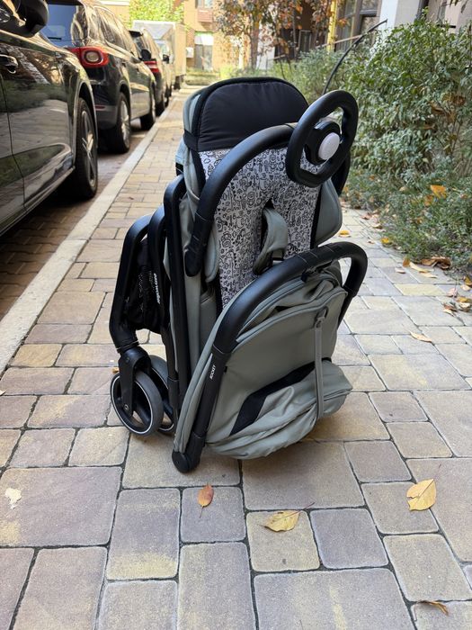 Прогулянкова коляска Easywalker Rockey L саітло-зелена