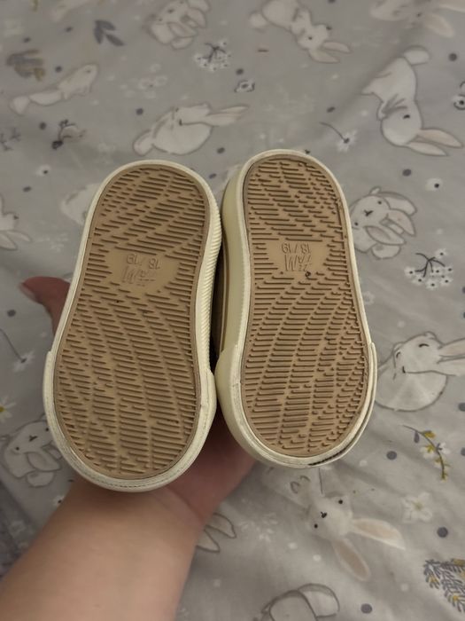 Кеди  H&M 18/19 розмір