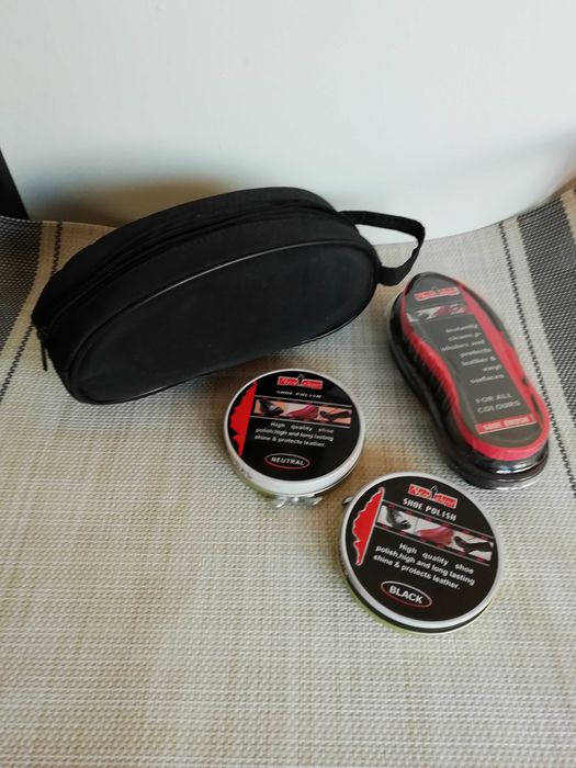 Travel Bag and Shoe Cleaning Kit