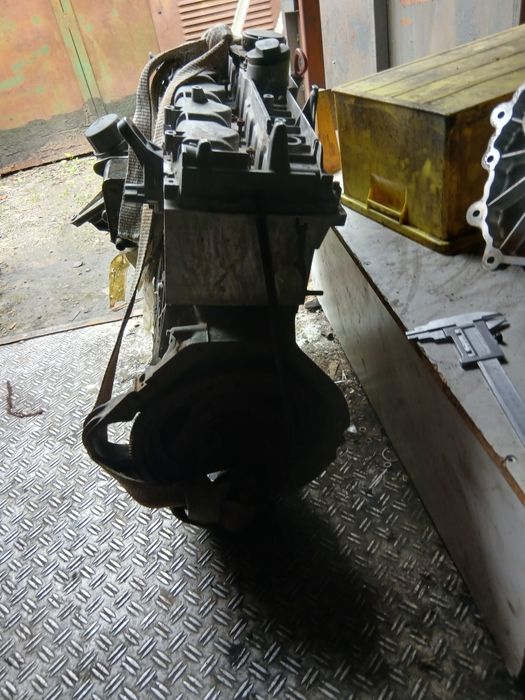 Двигун 2.7  OM 613 Mercedes