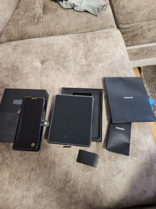 Samsung Galaxy Fold3 12/512