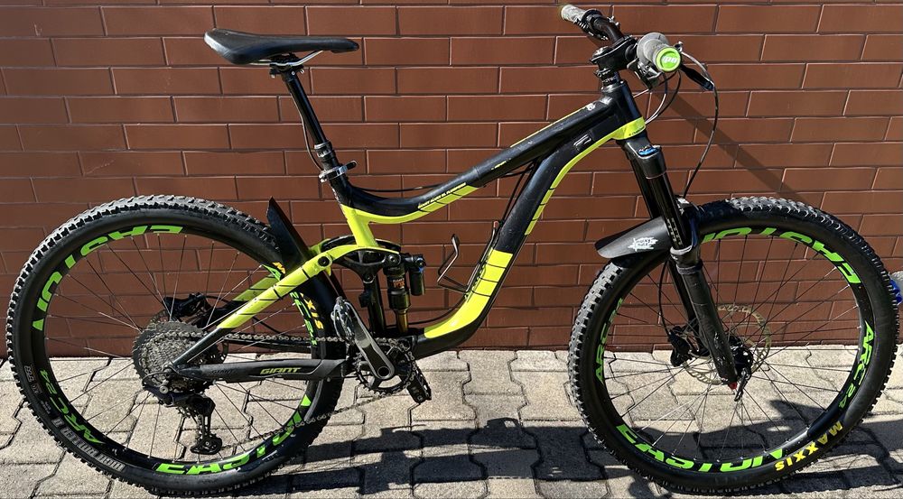 Giant Reign M 27,5” | Full | 160/160 mm | Fox Float X | RockShox | Deore