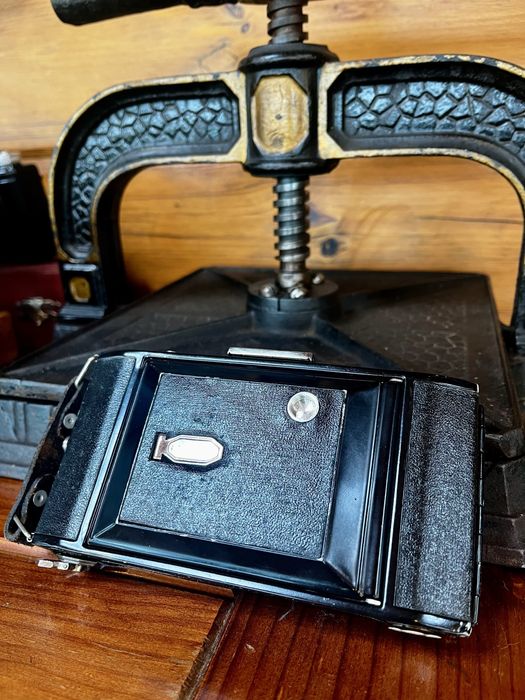 Antiga maquina fotográfica Demaria-lapirre Dehel