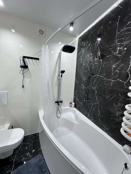 Подобово. Височана 18 Парковка..Центр. Нова