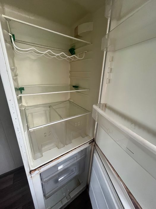 Холодильник ZANUSSI на запчастини
