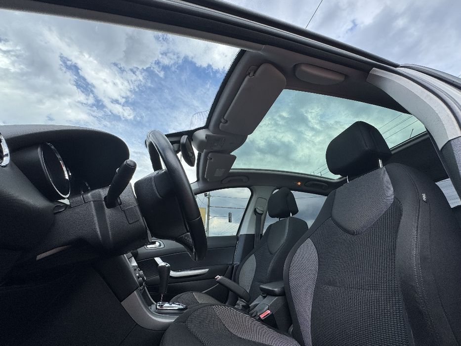 Продам авто Peugeot 308