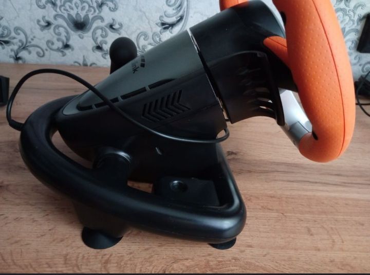 Ігровий руль до пк та ноутбука