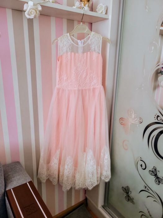 Сукня на 5-6 років