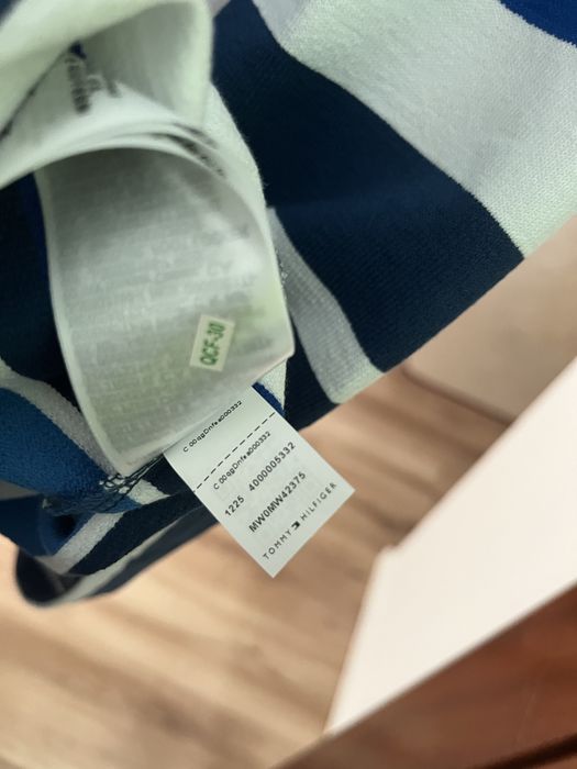 T-shirt às ricas Tommy Hilfiger azul