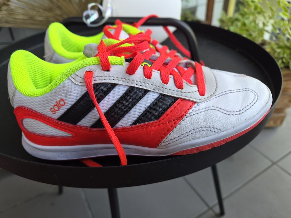 Buty na halę, halówki adidas r. 33