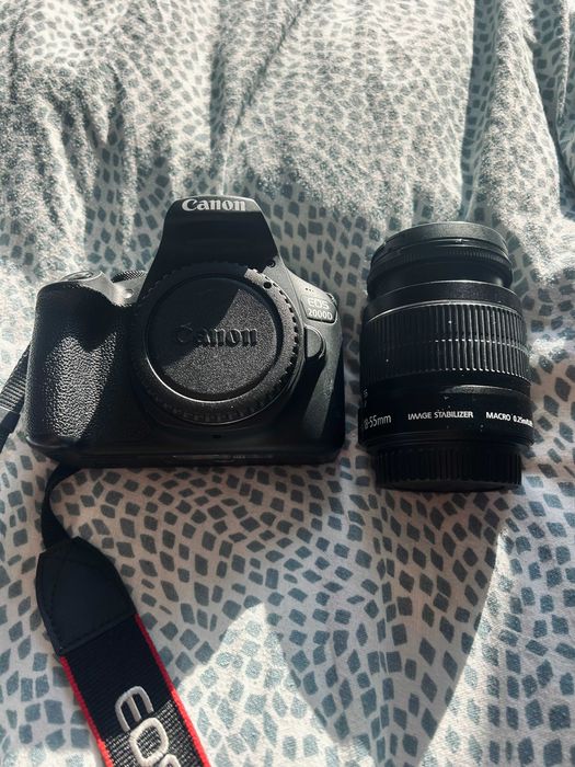 Canon 2000d + EFS 18-55m