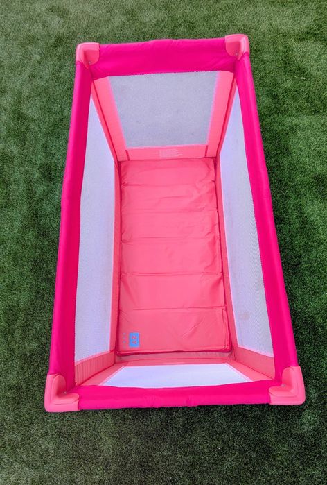 Cama de Viagem ZY Baby. Como Novo.