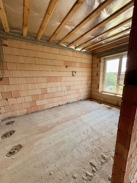 Продаж окремого будинку 130 м² + мансарда, 6 соток, Стоянка 2, Ірпінь