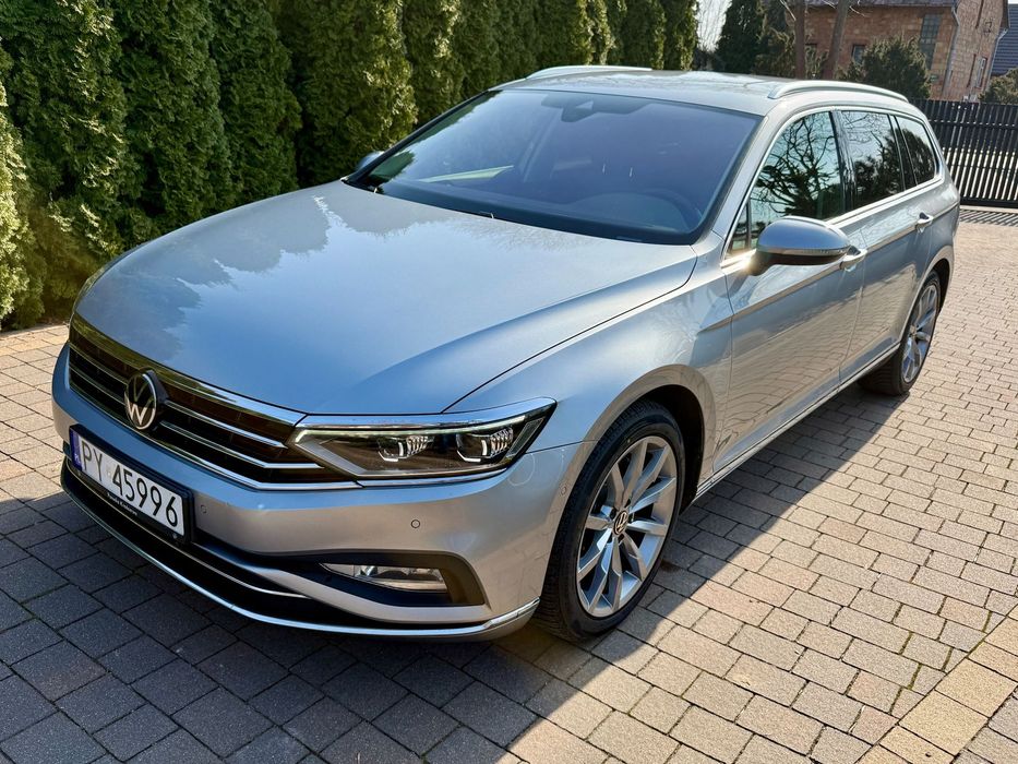 Volkswagen Passat Alcantara IQ Matrix Led Kamera Virtualny licznik Salon PL