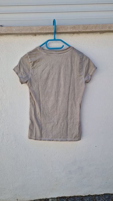 T-shirt verde clara da GUESS