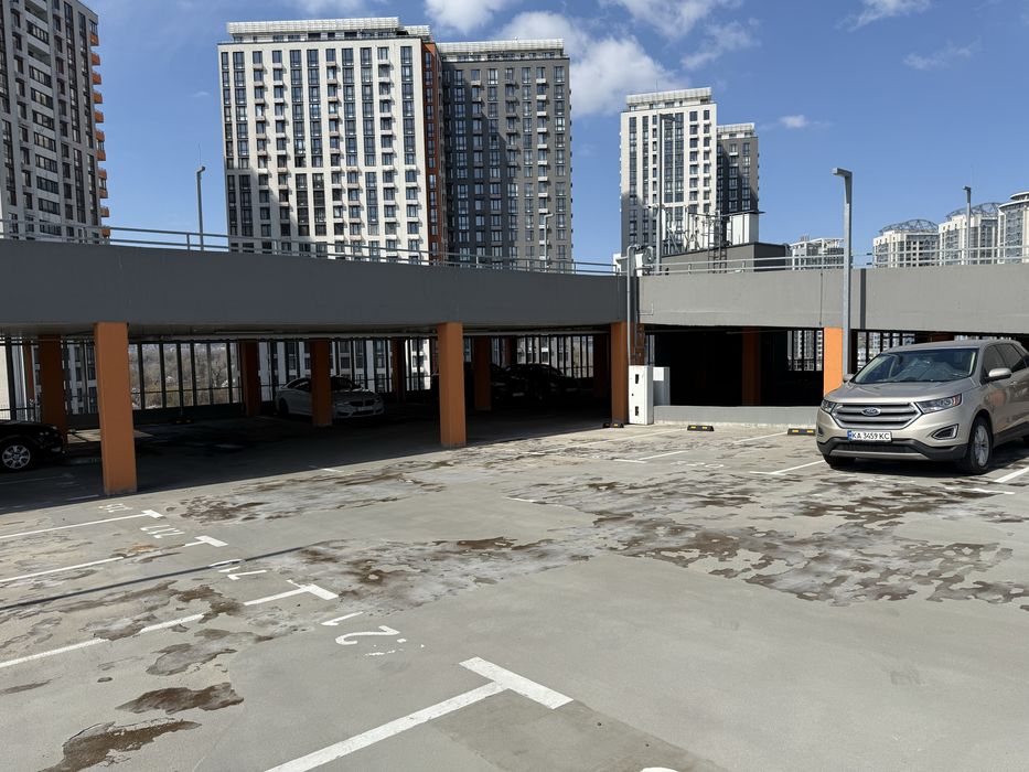 Оренда паркомісця ЖК Севен, 7, Seven