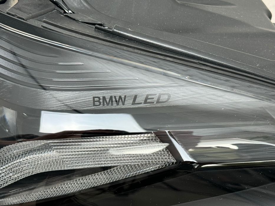 Фары левая правая Shadow Line Adaptive LED LCI BMW G30 G31 2020-2023