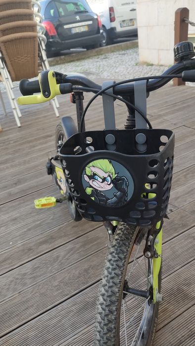 Bicicleta de criança roda 16 com acessórios