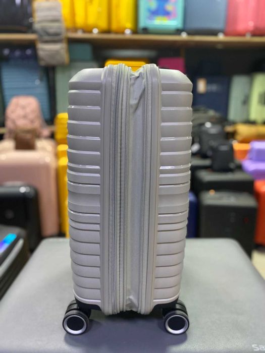 Валіза American Tourister маленька ручна поклажа 55х40х20 см