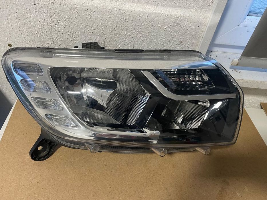 lampa prawa dach sandero ii logan 19r oryginał cała 260103529r refle