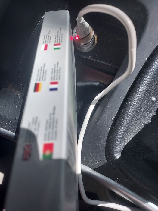 Cabo para carregar rápido o telemóvel  no carro. Preço imbatível. Foto