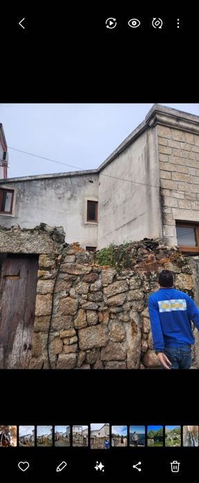 Pedras soltas.  .