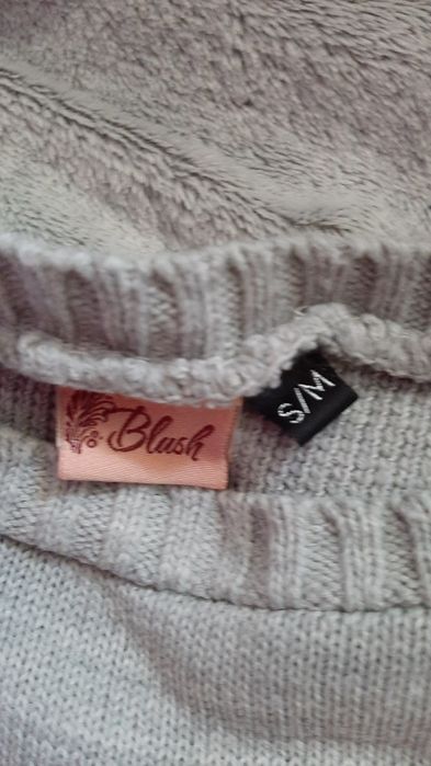 Sprzedam świąteczny sweterek damski rozmiar S/M
