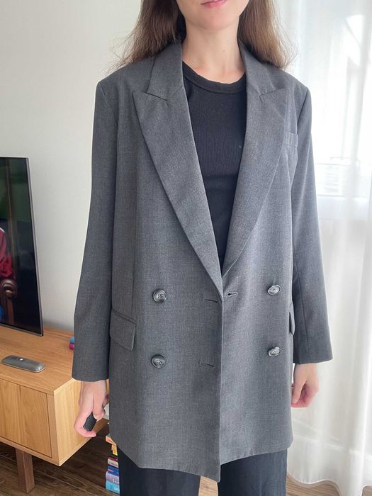 Сірий оверсайз піджак h&m