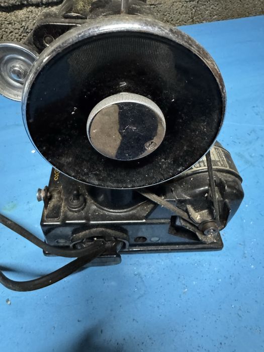 Maquina de costura Antiga