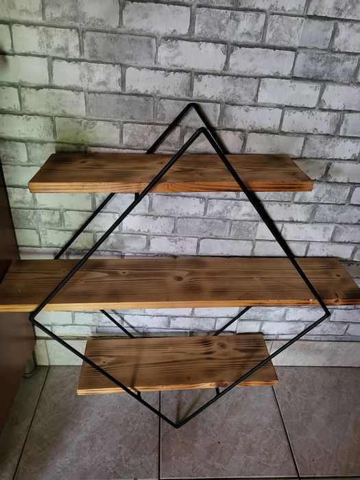 Półka na ścianę loft