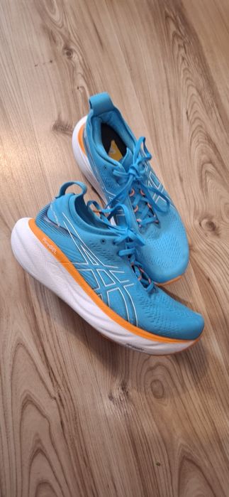 Sprzedam buty do biegania Asics Gel Nimbus 25