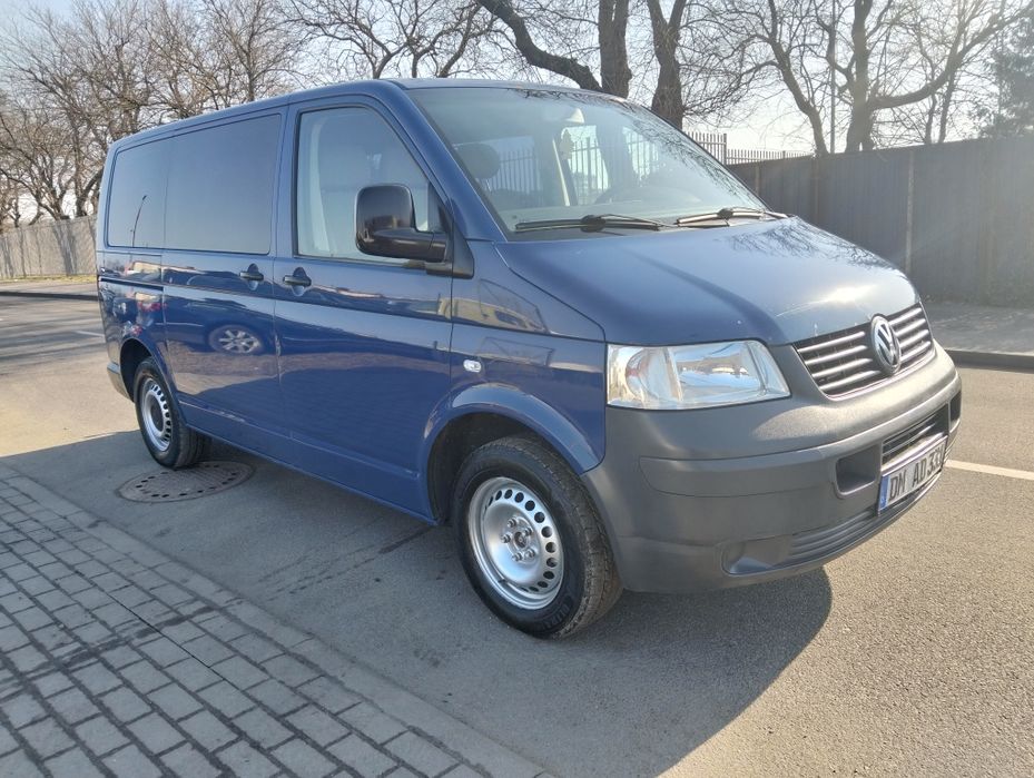 Volkswagen T5 9 osobowy klima bez DPF
