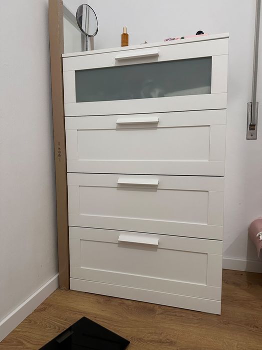Comoda 4 gavetas ikea