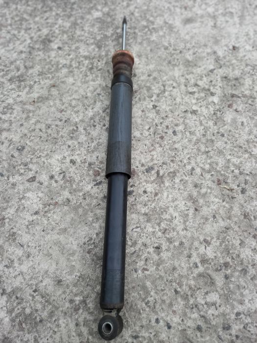 Амартізатор задній 2019року до автомашини Форд фокус, стан хороший.