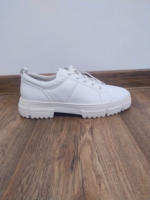 Caprice półbuty damskie