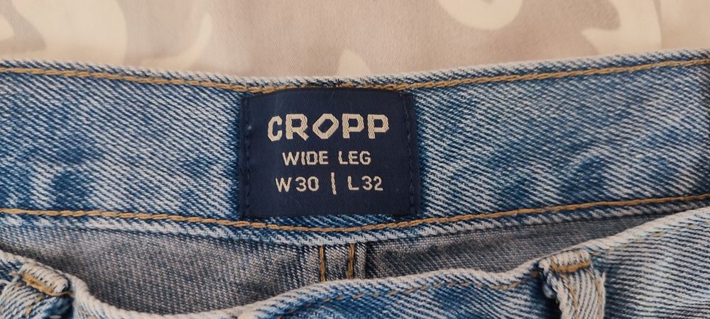 Spodnie Jeansowe Cropp