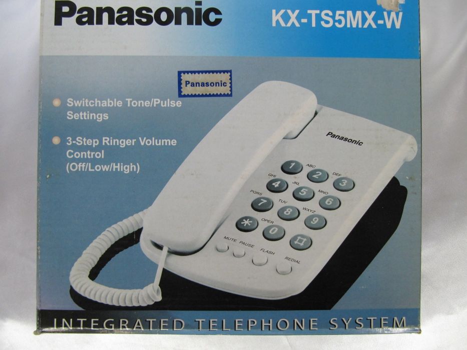 Телефон стационарный кнопочноый Panasonic KX-TS5MX Япония, новый