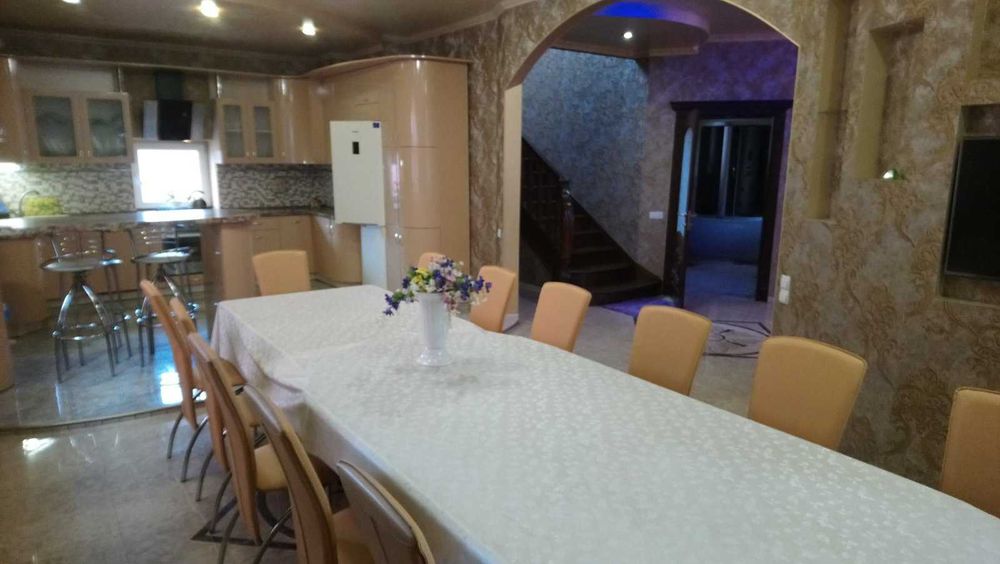 Аренда дома посуточно 3 спальни Бассейн Баня BBQ Бильярд