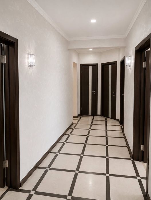 Продаж 3 кімнатноі квартири в Центрі міста.Курсова ( рн парку Слави)