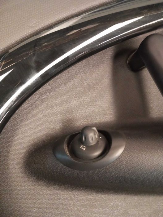 Quartelas MINI Countryman ALL4 (Original)