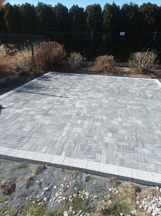 Brukarstwo, ogrodzenia betonowe, usługi minikoparką