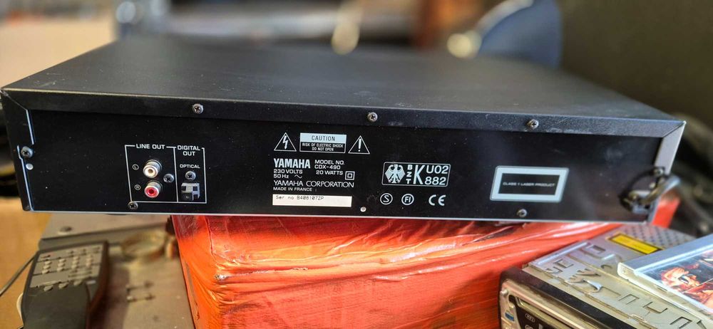 Yamaha CDX - 490 + oryginalny pilot