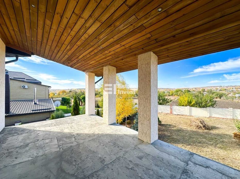 Продам будинок у с. Родичі