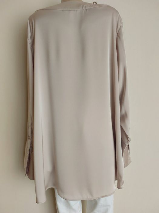 H&M- 60/62р гарна сатинова блуза,сорочка