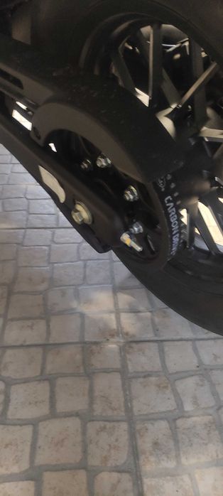 Vendo mota com garantia de dois anos