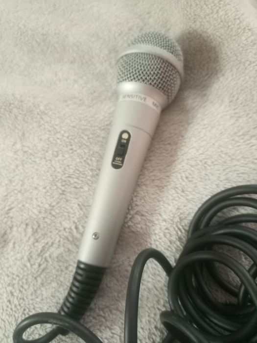 Мікрофон для виступів,караоке.