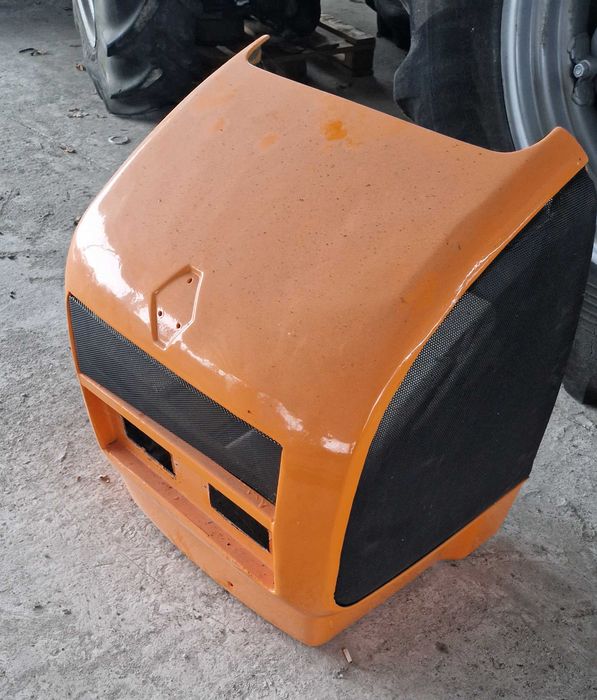 Czesci Renault 7512 . 7514 . 8014 . 8514 . 8534 Grill Ares