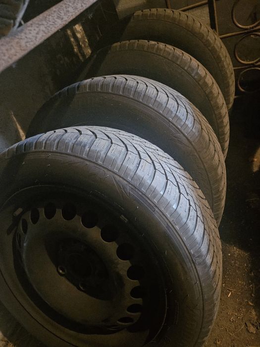 Komplet kół 205/55 R16